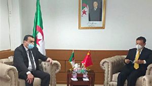 تطوير المناجم مع الصين