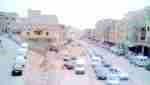 النشاط التجاري والمدارس الخاصة تعرقل المرور