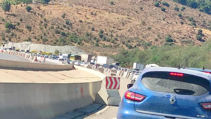 زحمة كبيرة بنفق جبل الوحش في قسنطينة