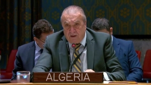 الجزائر تلحّ على وقف فوري لإطلاق النار بغزة