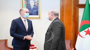 الوزير الأول، وزير المالية، السيد أيمن بن عبد الرحمان-نائب وزير الشؤون الخارجية لجمهورية ألمانيا الاتحادية، السيد نيلز آنين