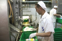 تجار العاصمة يتّهمون الموزعين