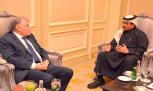 قيطوني يبحث آليات تفعيل قرار إنشاء معهد الغاز بالجزائر