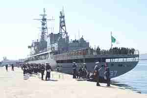 السفينة المدرسة «الصومام» ترسو بميناء الجزائر