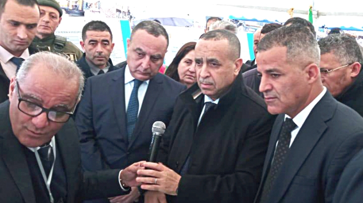 الجزائر ماضية في مشروع القرن للطاقات المتجدّدة