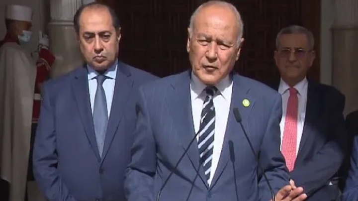 الجزائر تستكمل استقلالها بالتنمية والبناء تحت قيادتكم