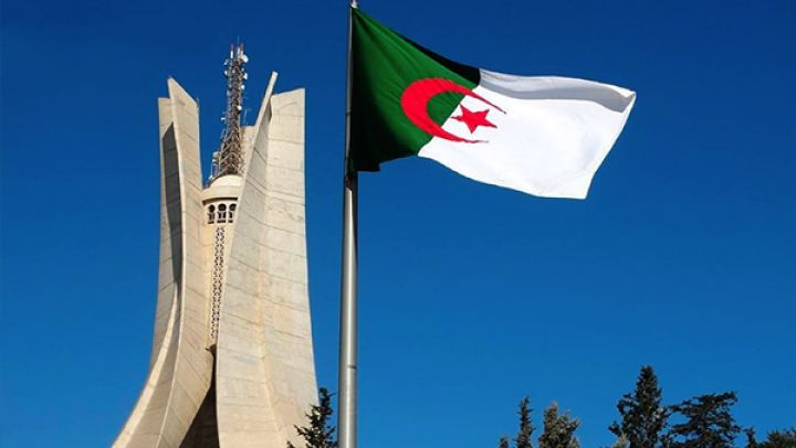 لا مقايضة لمبادئ الجزائر بمواقف الخنوع والصمت