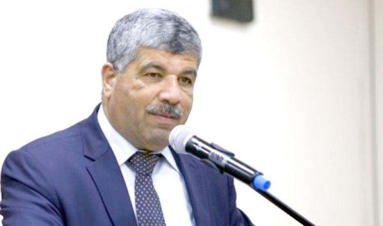 قوات الاحتلال تشدّد حصارها على قرية "الخان الأحمر"