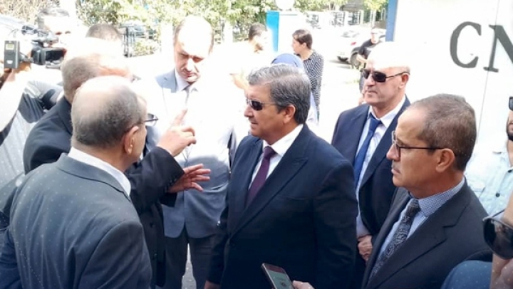 وزير الاتصال يعاين مؤسّسات تابعة للقطاع