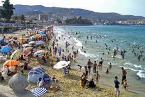 8 آلاف عائلة تقضي موسم الاصطياف خارج سكناتها