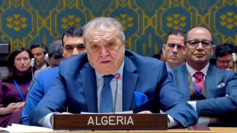 الجزائر تدعو لجلسة مغلقة بمجلس الأمن بشأن المقابر الجماعية في غزة