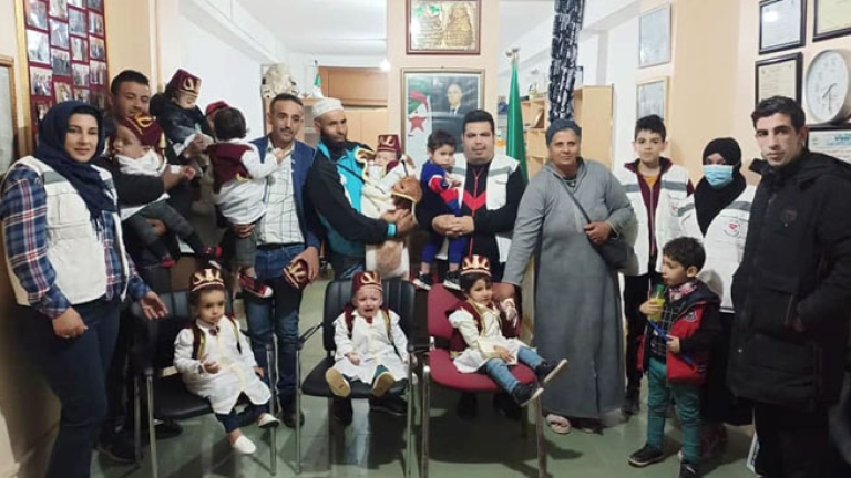 ختان 45 طفلا وتوزيع يوميٌّ لوجبات الإفطار