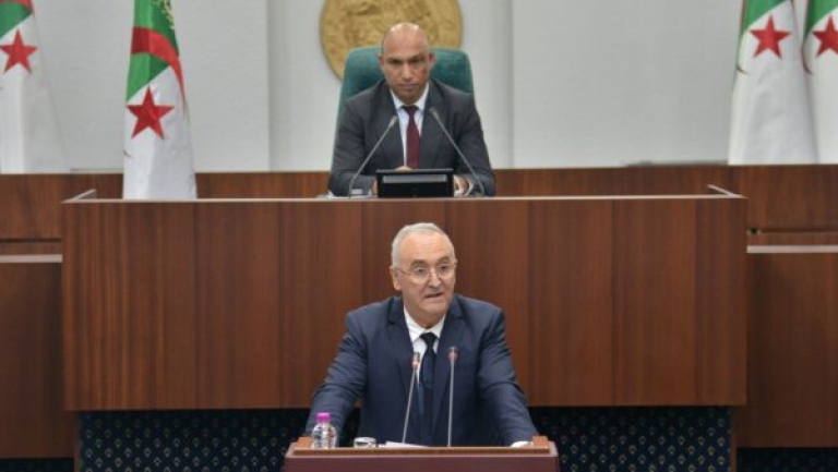 التكفل باحتياجات المواطن وتنفيذ البرامج العمومية