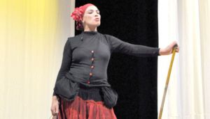 هشام بوسهلة يختتم ثلاثيته بـ"مريومة"