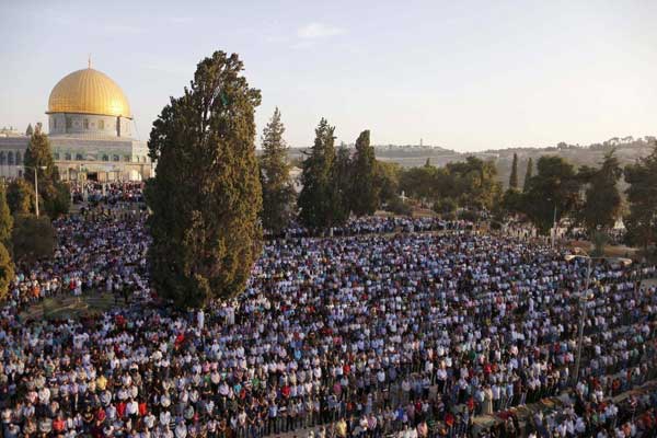 إسرائيل تفتح المسجد الأقصى المبارك أمام المصلين