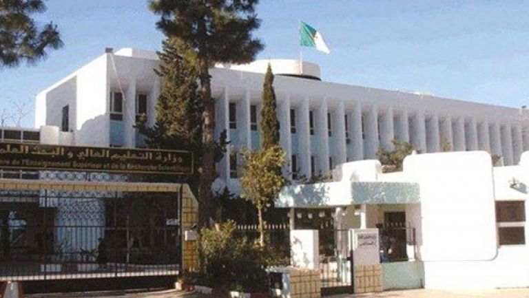 4800 منصب متاح لتوظيف الأساتذة المساعدين