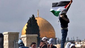 الفلسطينيون ينتفضون ضد قمع المحتل الصهيوني