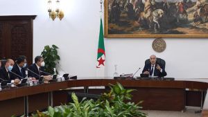 رئيس الجمهورية، القائد الأعلى للقوات المسلحة، وزير الدفاع الوطني، السيد عبد المجيد تبون