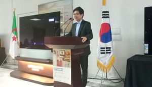 سفير كوريا الجنوبية بالجزائر، السيد لي أون يونغ، 