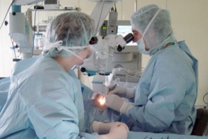 10 عمليات لزرع القرنية بمستشفى طب العيون بوهران