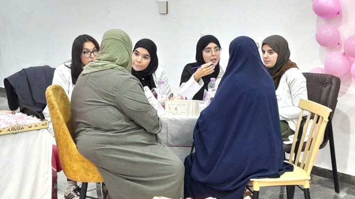 حملات تحسيسية واسعة وفحوصات طبية