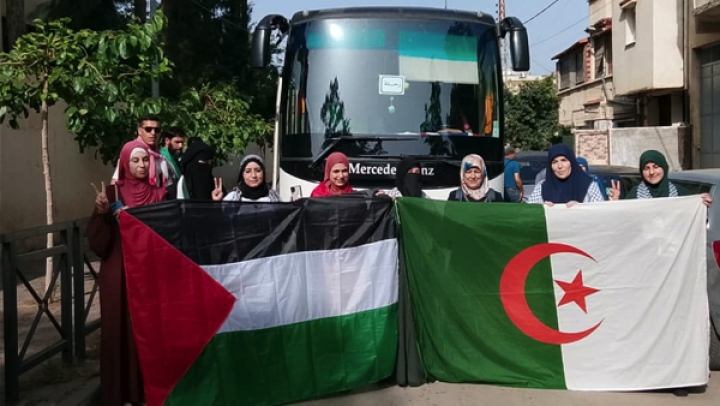 قافلة الصمود تنطلق من الجزائر لكسر الحصار عن القطاع