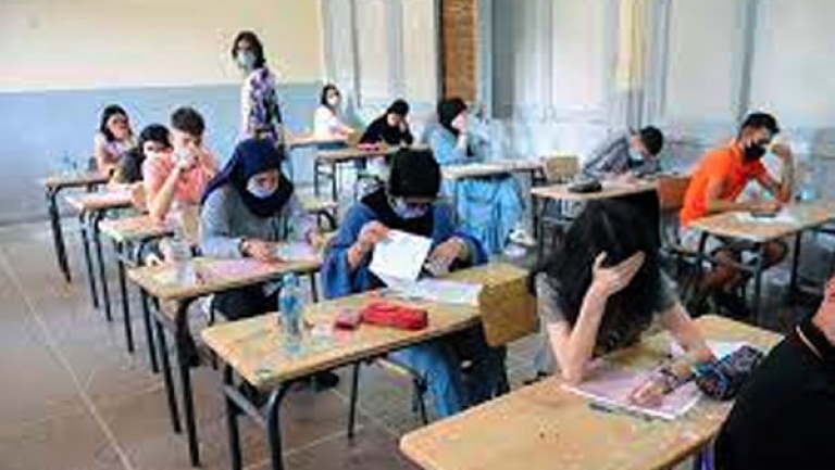 لجنة ولائية لتسيير الامتحانات الرسمية