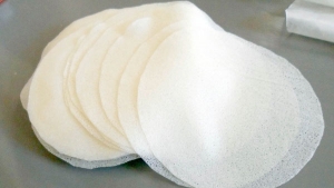 إقبال على ورشات تعلّم صناعة "الديول" و"القطايف"