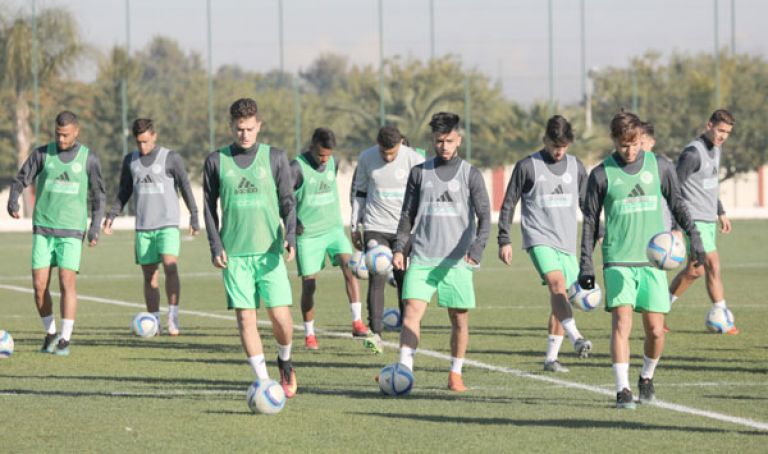 المنتخب الوطني في تربص بالجزائر العاصمة وسطيف