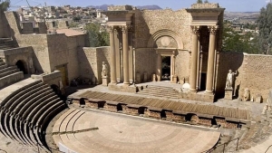 المطالبة بترميم "المسرح الروماني" وفتحه للسيّاح