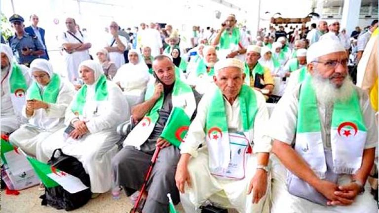 أول فوج من الحجاج يتوجه نحو البقاع المقدسة