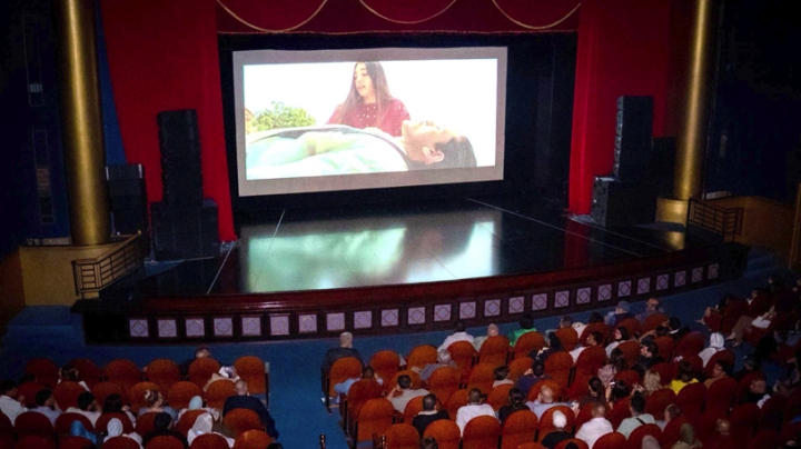ملحمة سينمائية تنسج الأمل من وجع الذاكرة