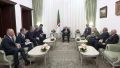  رئيس الجمهورية، السيد عبد المجيد تبون - نائب وزير الشؤون الخارجية والممثل الخاص للرئيس الروسي للشرق الأوسط وإفريقيا، السيد ميخائيل بوغدانوف-نائب وزير الدفاع الروسي، السيد إيونوس بيك إيفيكوروف