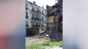 انهيار بناية من 03 طوابق بالحي الإيطالي العتيق