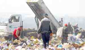 200 ألف طن من النفايات الخطيرة تهدد الصحة العمومية بوهران