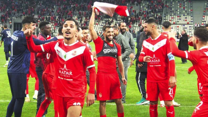 يحقق تأهلا تاريخيا لـ "المربع الذهبي"