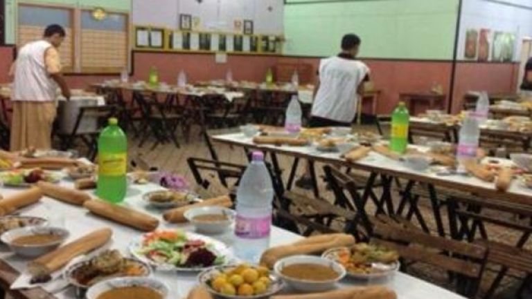 "سبل الخيرات" بقسنطينة يوزع 800 وجبة إفطار يوميا