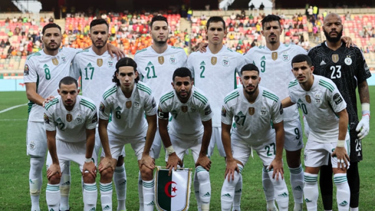 "الفيفا" تحدد موعد وملعبي لقاءي "المحاربين" والكاميرون
