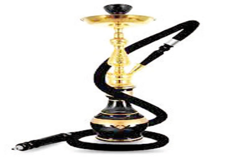 نسوة بونة يتهافتن على «الشيشة» في موسم البرد