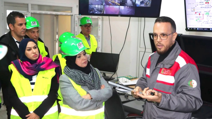 بعثة لجنة الشؤون الاقتصادية تختتم دوريتها إلى الشرق