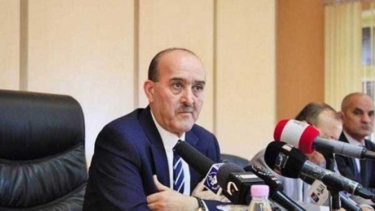 وزير الداخلية يأمر الولاة بإنعاش مناطق الظل