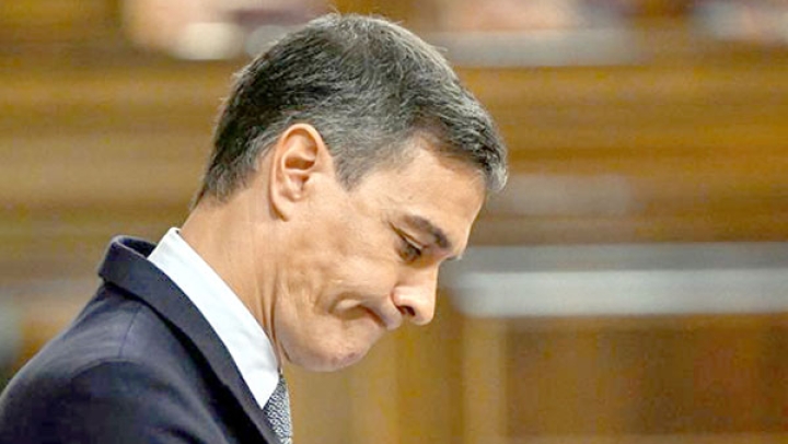 بيدرو سانشيز يصاب بانتكاسة ويدعو إلى انتخابات برلمانية مسبقة
