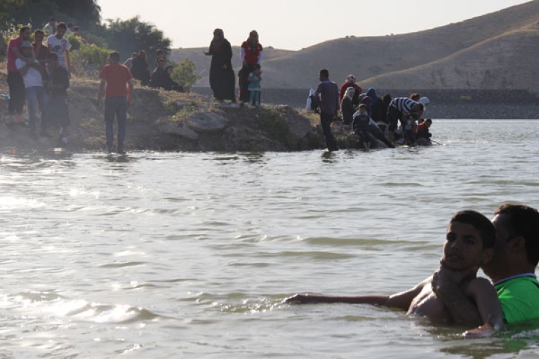 إطلاق &quot;حملة السباحة بالسدود خطيرة وممنوعة&quot;