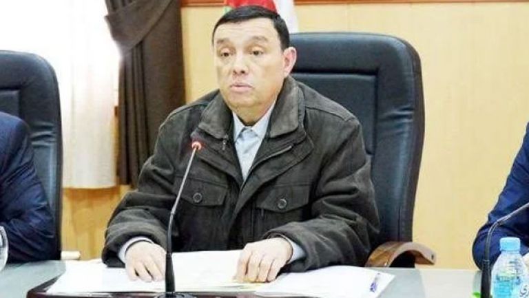 وزير التربية يشيد بجهود الأساتذة المشرفين على العملية