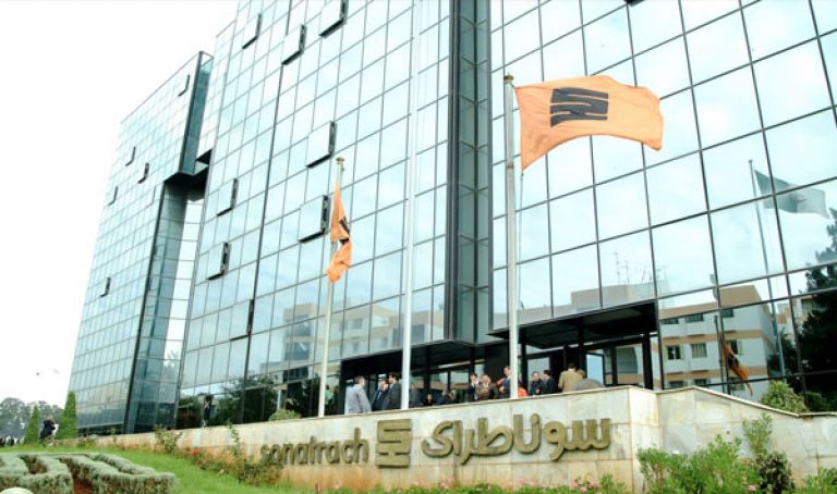 سوناطراك توقع اتفاقيتين لتطوير حقول محيط قاسي الطويل