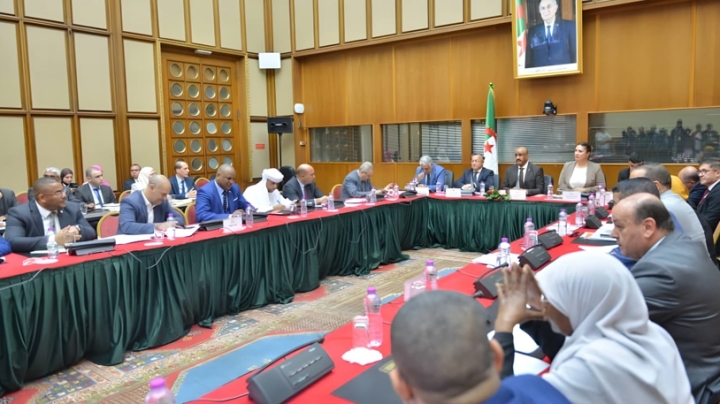 77900 مليار لعصرنة منظومة التعليم العالي أكاديميا وخدماتيا