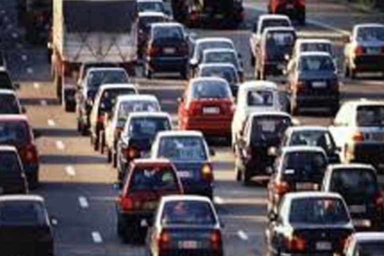 عرقلة مرورية على مدار اليوم