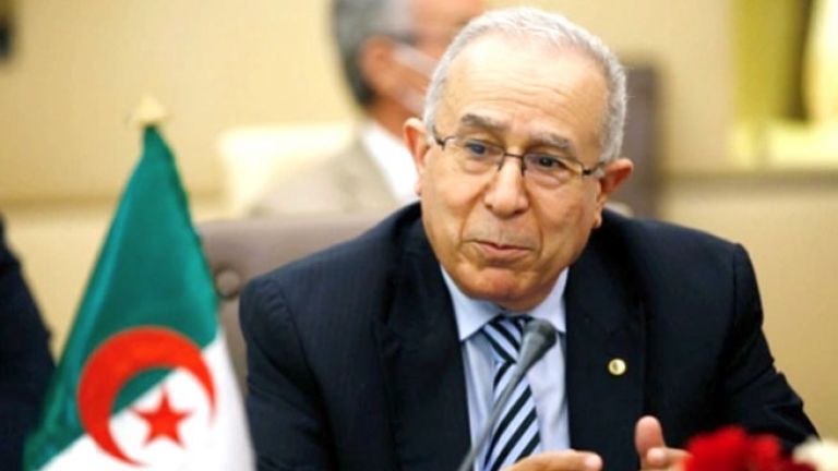 لعمامرة يشارك في مراسم تنصيب الحكومة الإثيوبية الجديدة