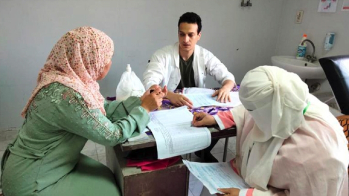قافلتان طبيتان متعددتا التخصصات