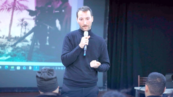 البحث الجاد هو الذي ينقذ الصورة وليس الذكاء الاصطناعي